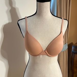 Victoria’s Secret pink wear everywhere push-up bra